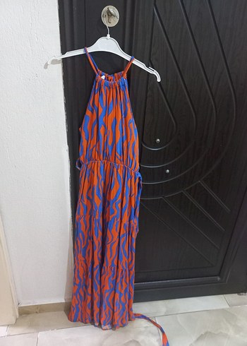 Renkli Bağlamalı Pliseli Uzun Elbise hepsi 200 tl - Görsel 3