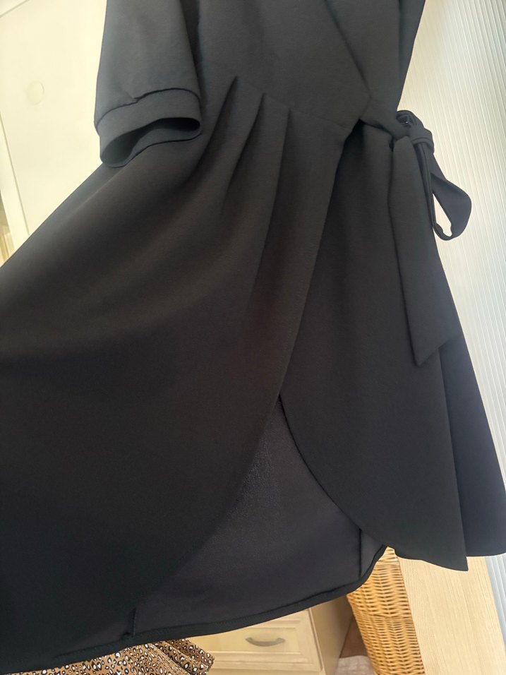 Siyah Midi Elbise - Görsel 3