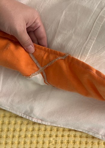 Nakışlı Parlak Turuncu Dekoratif Yastık Kılıfları - Görsel 3