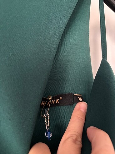 Yakası pencereli abiye - Görsel 3