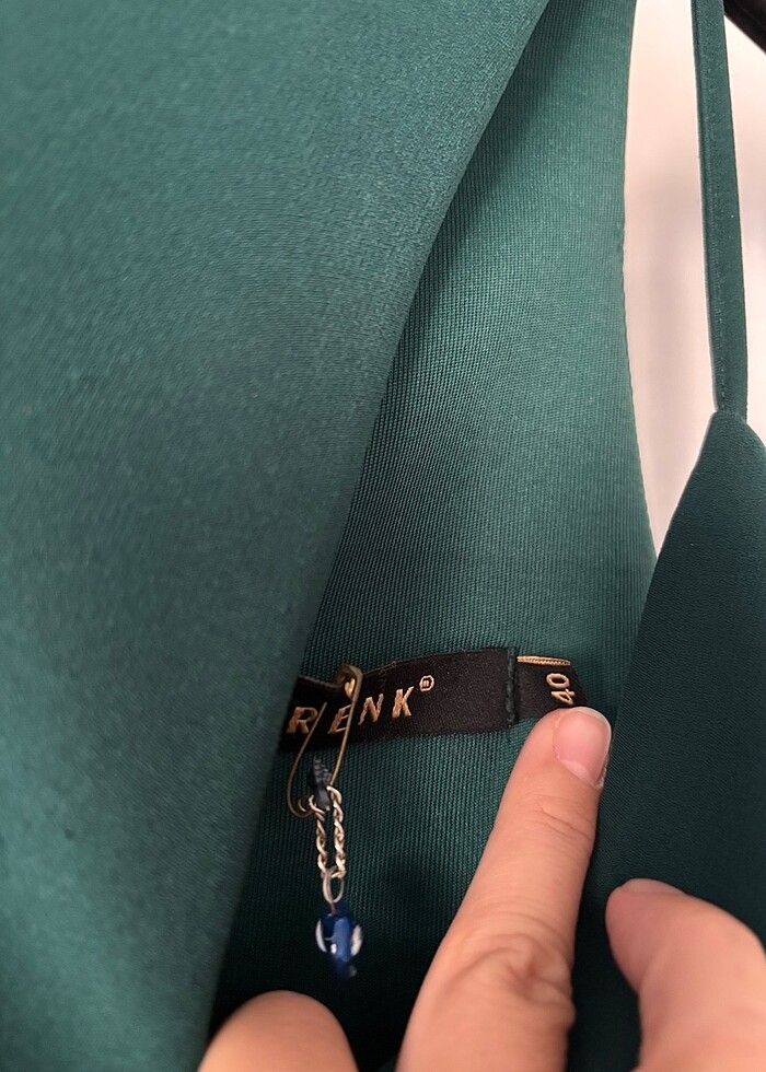 Yakası pencereli abiye - Görsel 3