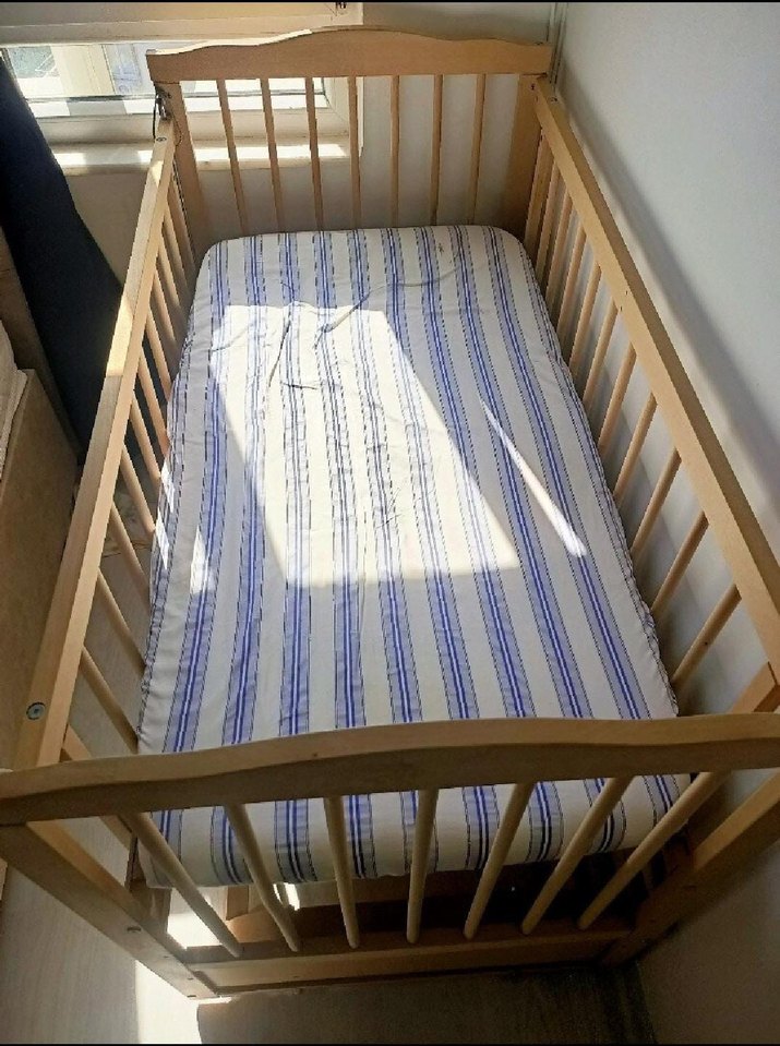 Ahşap Bebek Beşiği - Görsel 2