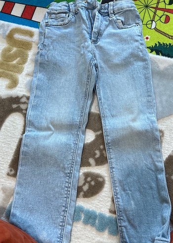 Erkek Çocuk Acik Mavi Duz Kesim Denim Pantolon