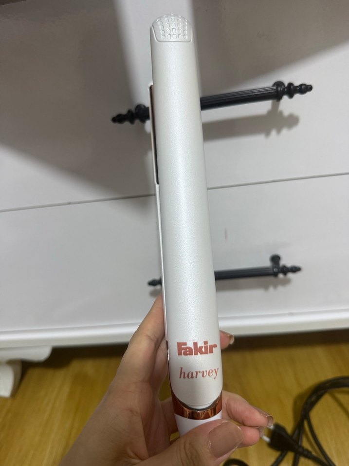 Fakir Harvey Beyaz Saç Düzleştirici - Görsel 2