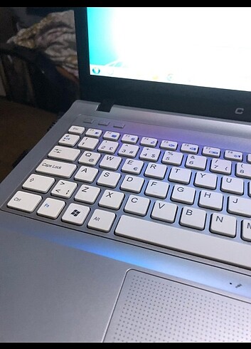Beden Renk Casper nirvana laptop