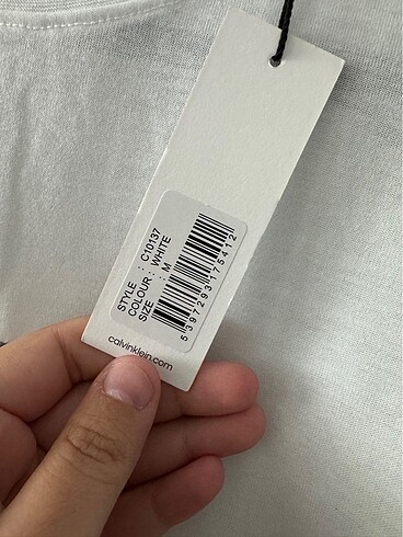 m Beden Calvin Klein Tshirt