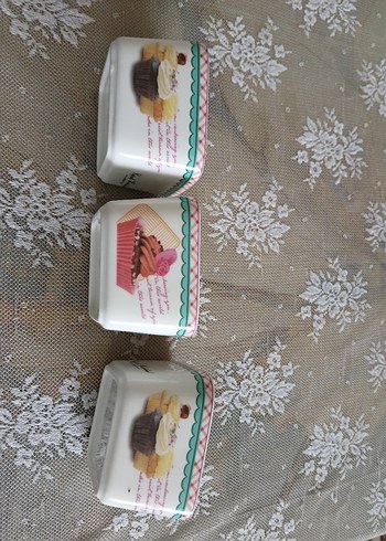 Beden APRICOT 3 adet kare kase