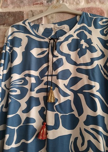 46 Beden Tunik iki kol arası 60cm x boyu 100 cm beden 3XL yazıyor
