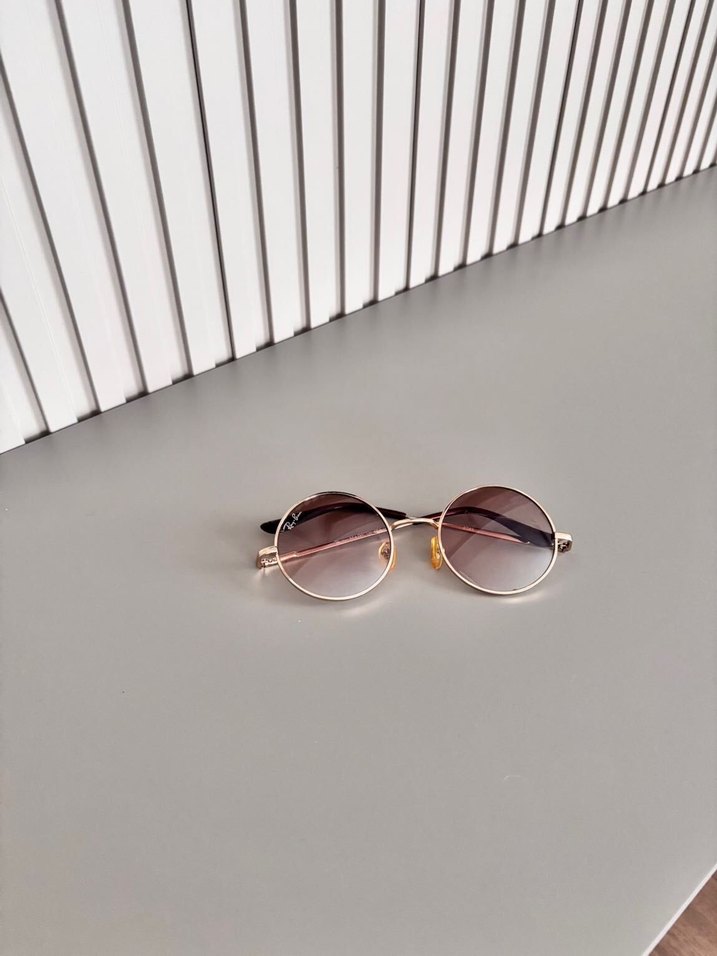 Bej Parlak Modern Klasik Kadın Güneş Gözlüğü - Görsel 3