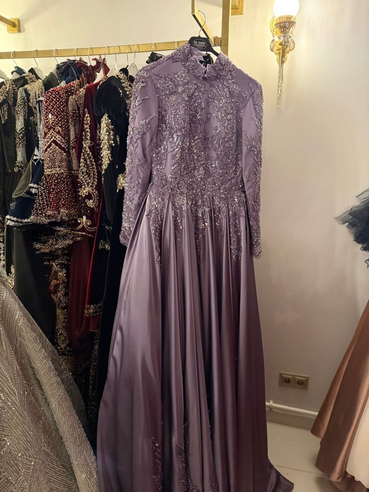 Gri Uzun Kollu ı İşlemeli Abiye - Görsel 2