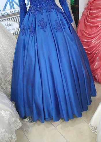 Uzun Kollu İşlemeli Mavi Nişan Elbisesi - Görsel 4