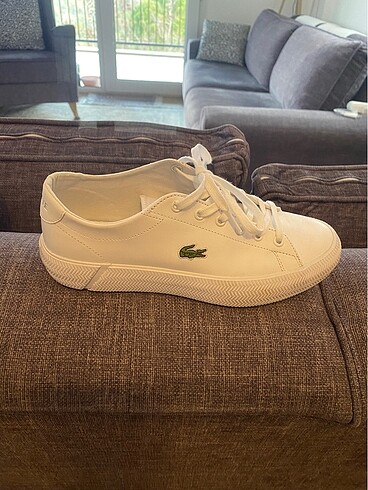 Lacoste kadın spor ayakkabısı