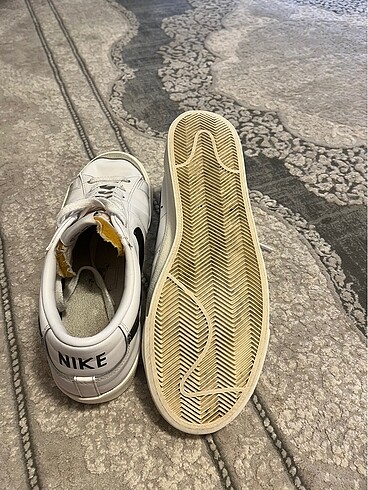 tek ebat Beden beyaz Renk Nike Blazer spor ayakkabı(Boğazsız )