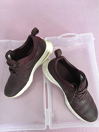BORDO AIR MAX THEA