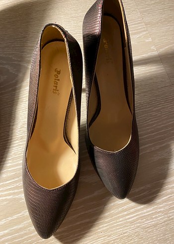 Mürdüm rengi Parlak Deri Stiletto Topuklu Kadın Ayakkabı - Görsel 3