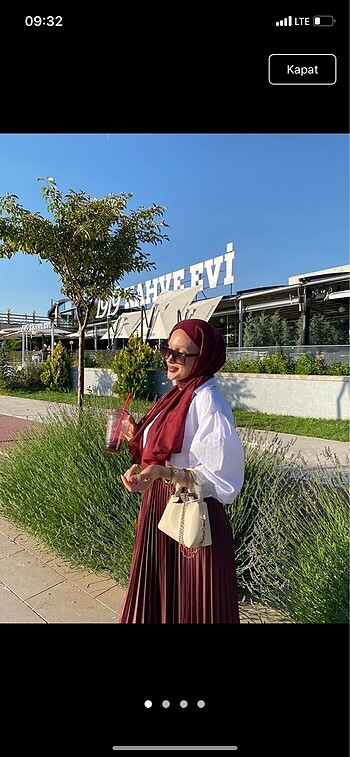 Kırmızı Etek