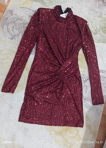 xl Beden Kırmızı payetli elbise 