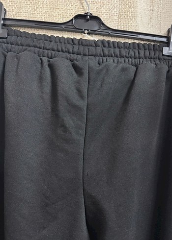 Siyah Rahat Kesim Baskılı Eşofman - Görsel 6