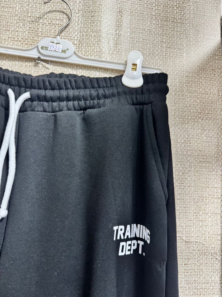 Siyah Rahat Kesim Eşofman Altı - Görsel 3