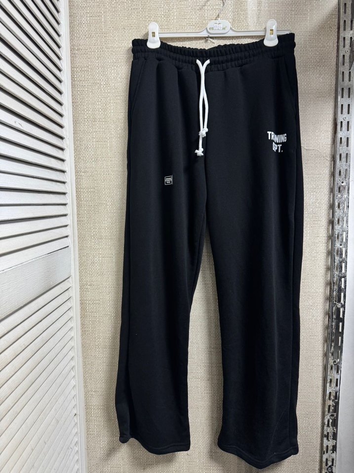 Siyah Rahat Kesim Eşofman Altı - Görsel 2