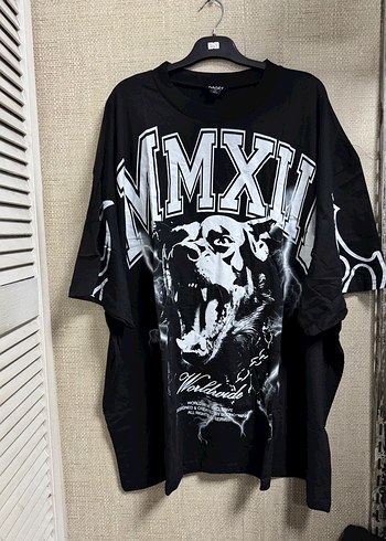 Siyah Baskılı Tişört - Görsel 4