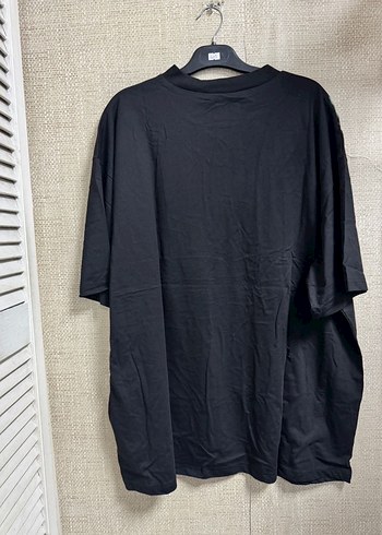 Siyah Baskılı Oversize Tişört - Görsel 3