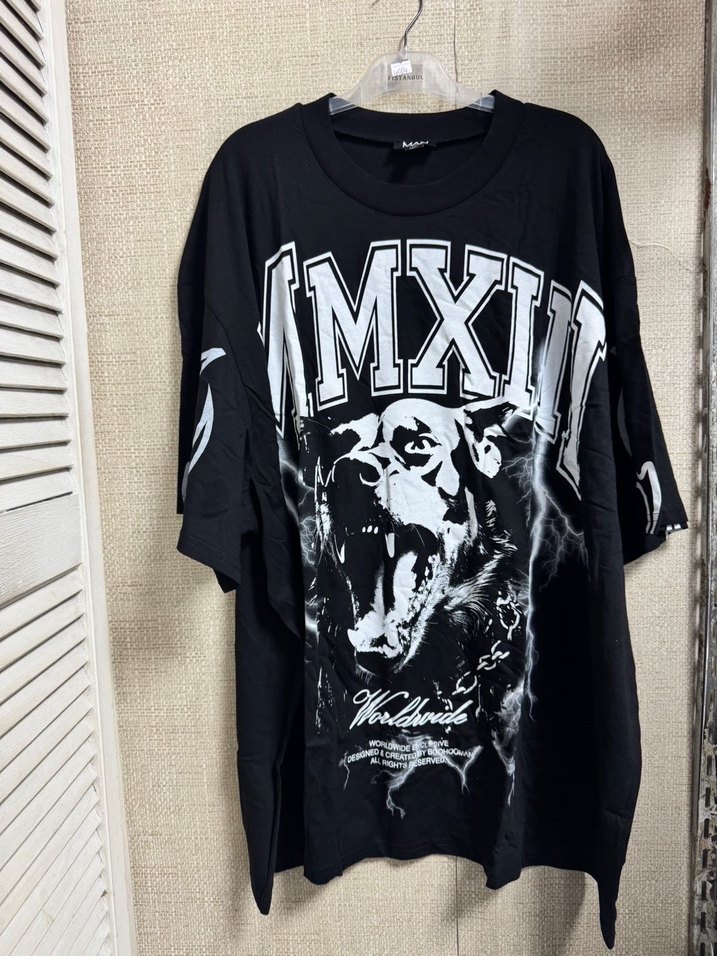 Siyah Baskılı Oversize Tişört - Görsel 4