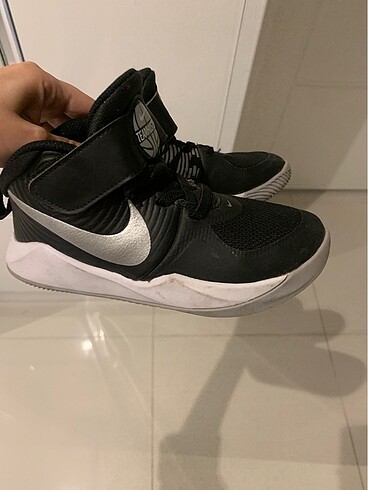 Nike 29,5 basketbol ayakkabısı