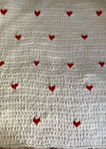 Beyaz Kalp Desenli Puffy Battaniye - Görsel 2