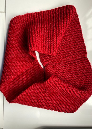 Kadın Kırmızı Örgü Atkı - Görsel 2