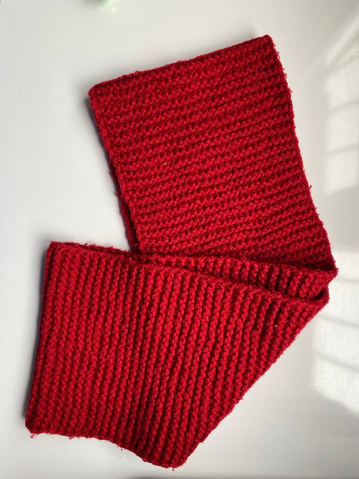 Kadın Kırmızı Örgü Atkı - Görsel 3