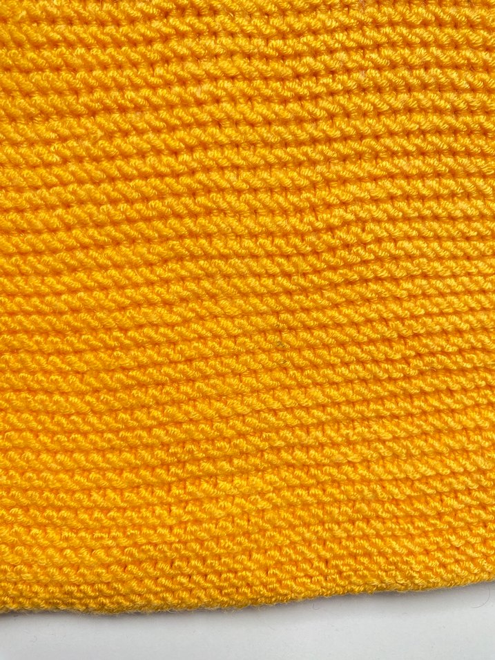 Sarı Örgü Kız Yelek Ponponlu - Görsel 3