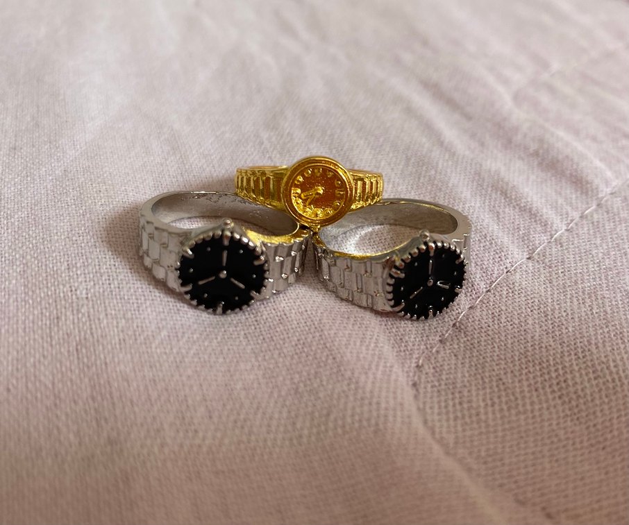 Altın ve gümüş renkli saat figürlü 3lü yüzük - Görsel 2