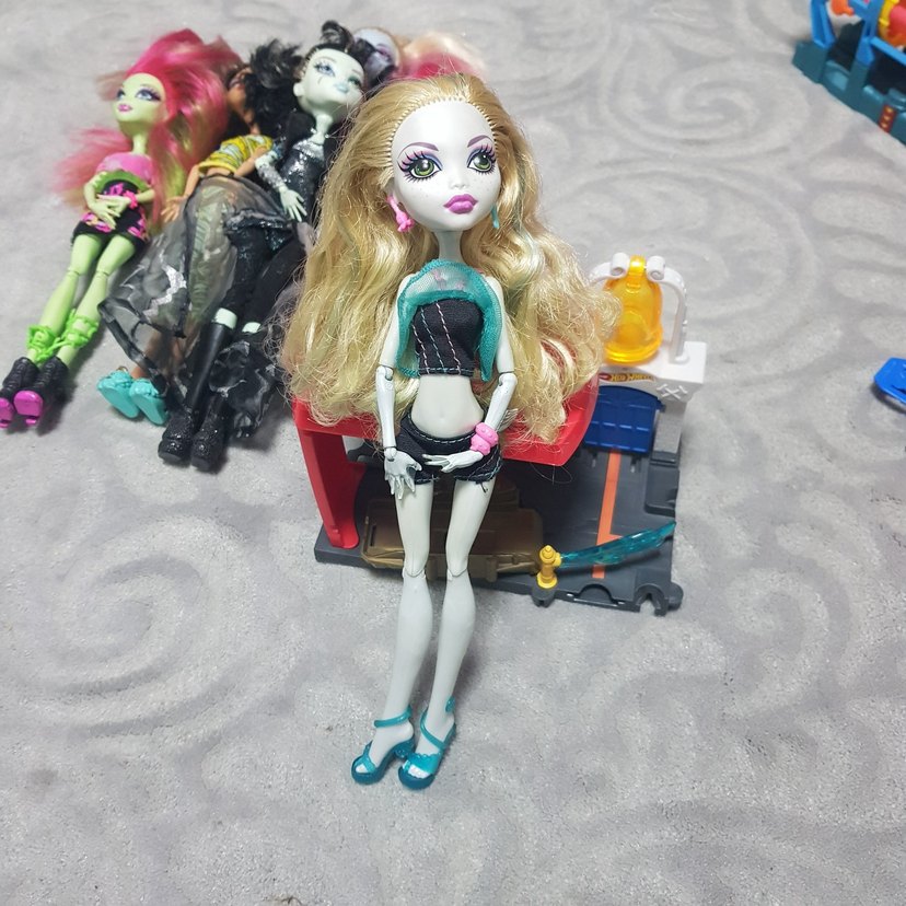 monster high bebek - Görsel 3