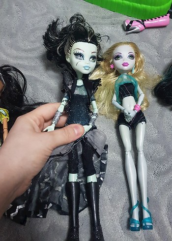 monster high koleksiyon bebek - Görsel 9