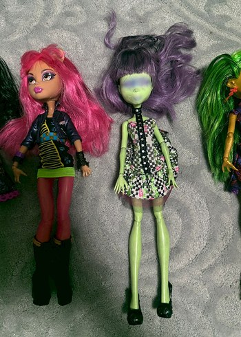 monster high koleksiyon bebek - Görsel 6