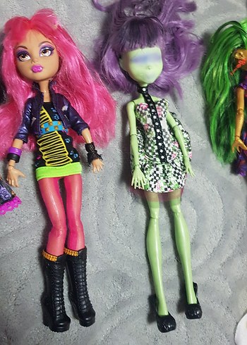 monster high koleksiyon bebek - Görsel 13