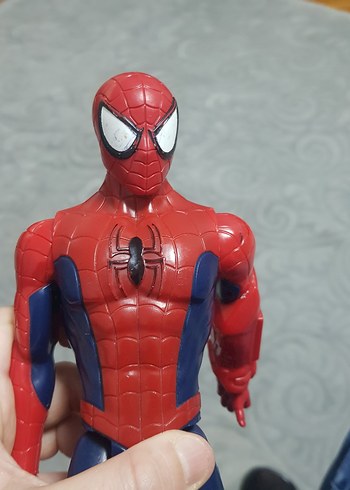 spiderman titan - Görsel 3