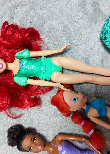 Çeşitli Kıyafetli Renkli Bebekler - Görsel 8