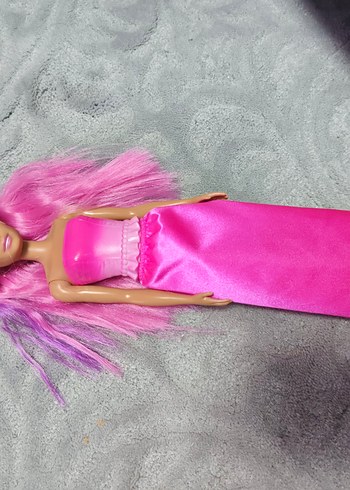 Çeşitli Kıyafetli Renkli Bebekler - Görsel 9