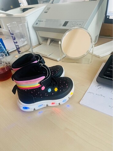 Vicco kız bebek bot