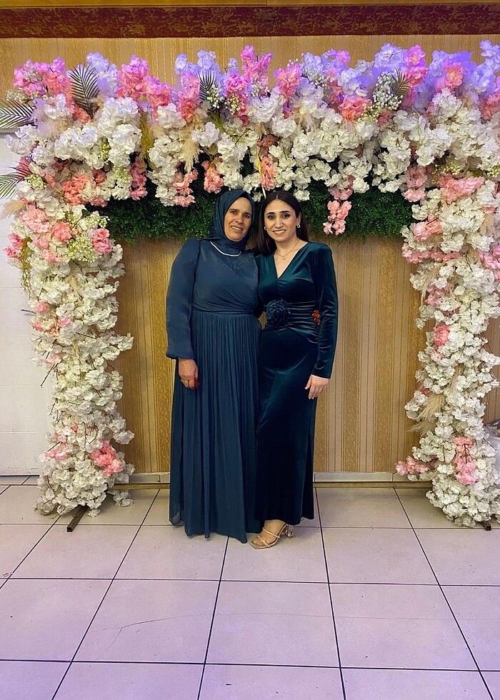 Kadife balık abiye - Görsel 5