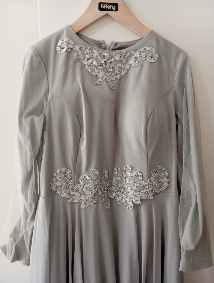 İşlemeli, Uzun Kollu Drapeli Kadın Abiye Elbise - Görsel 3