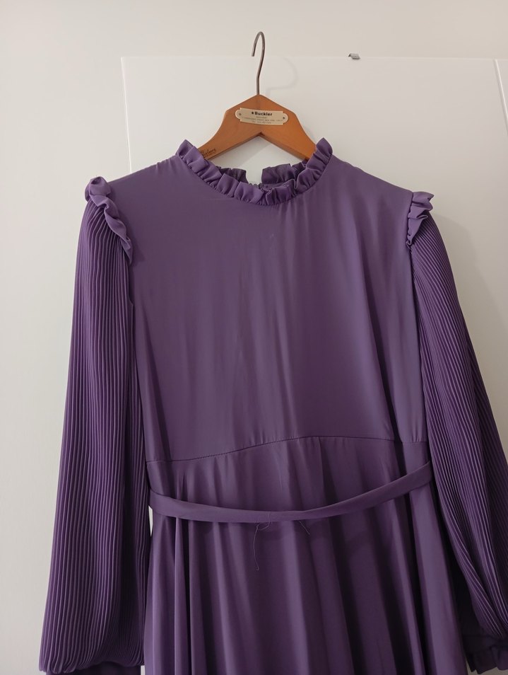 Mor Uzun Piliseli Kadın Elbise - Görsel 2