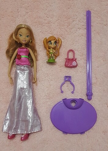 Winx Mattel Dance Night Flora Bebek