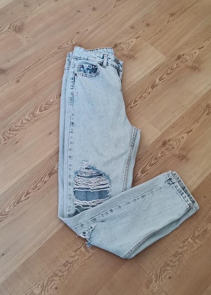 Yırtık jean - Görsel 2