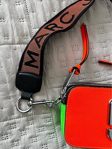  Beden marc jacobs çanta