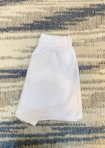 Beyaz Kadın Mini Şort Rahat Kesim - Görsel 3