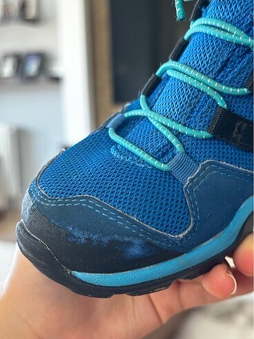 31 Beden mavi Renk adidas terrex cocuk botu