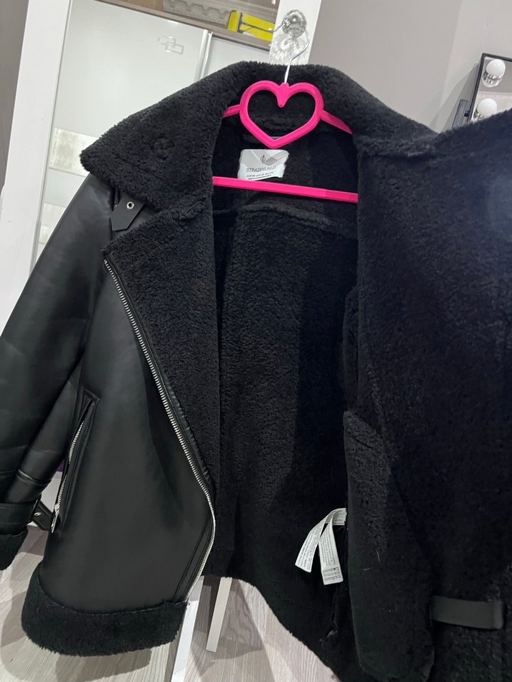 Stradivarius Siyah içi Kürklü  Deri Biker Ceket - Görsel 2